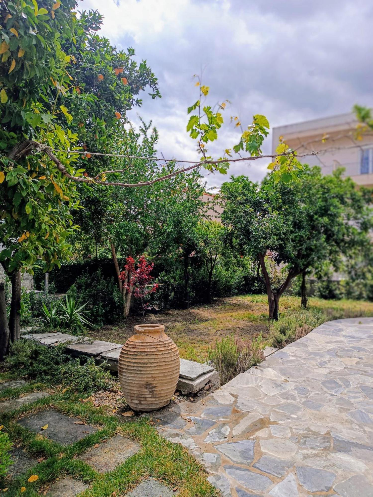 Betty'S Garden House Βίλα Νέα Αγχίαλος Δωμάτιο φωτογραφία